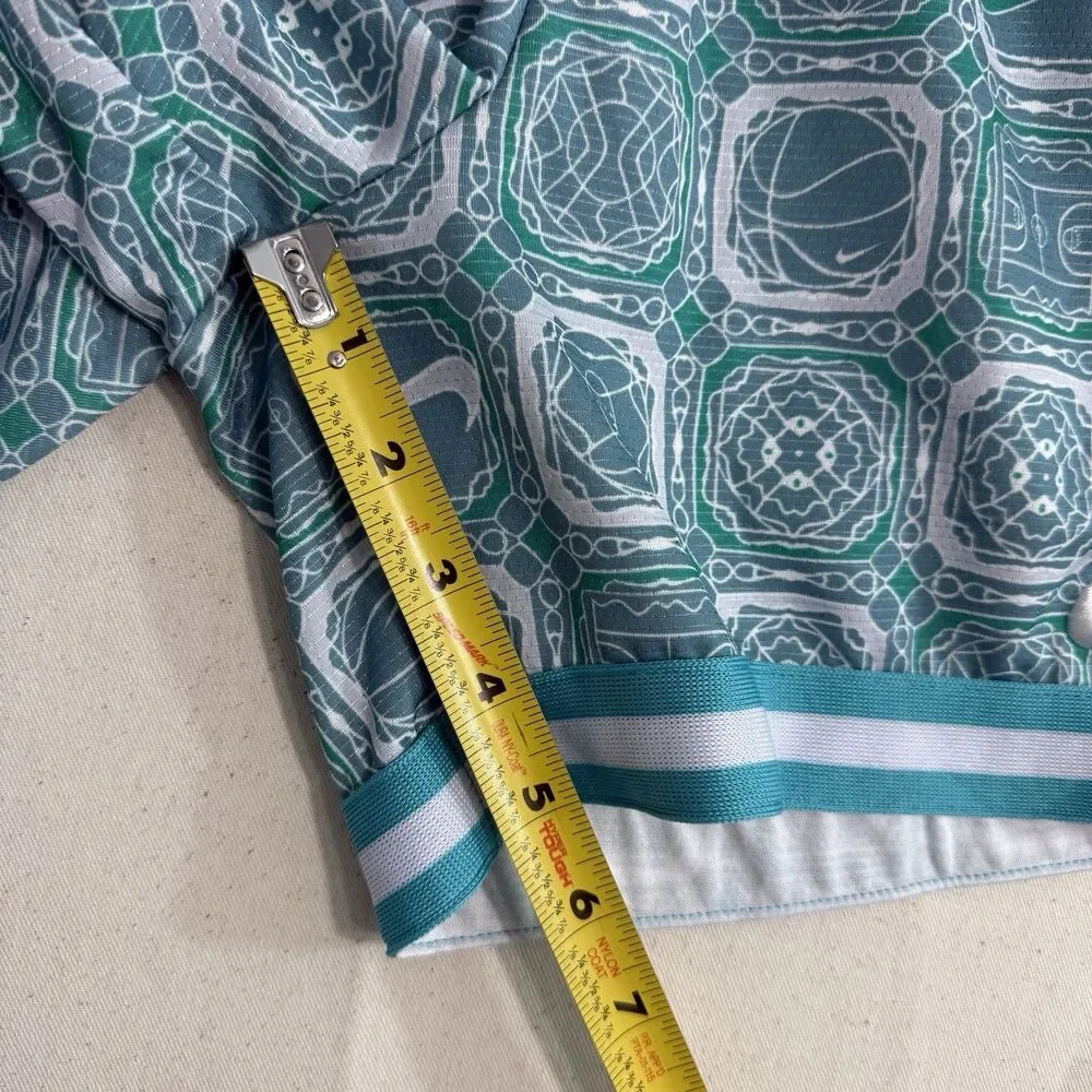 Nike Dri-FIT Youth Large Athletic Running Shorts Blue Printed UnLined